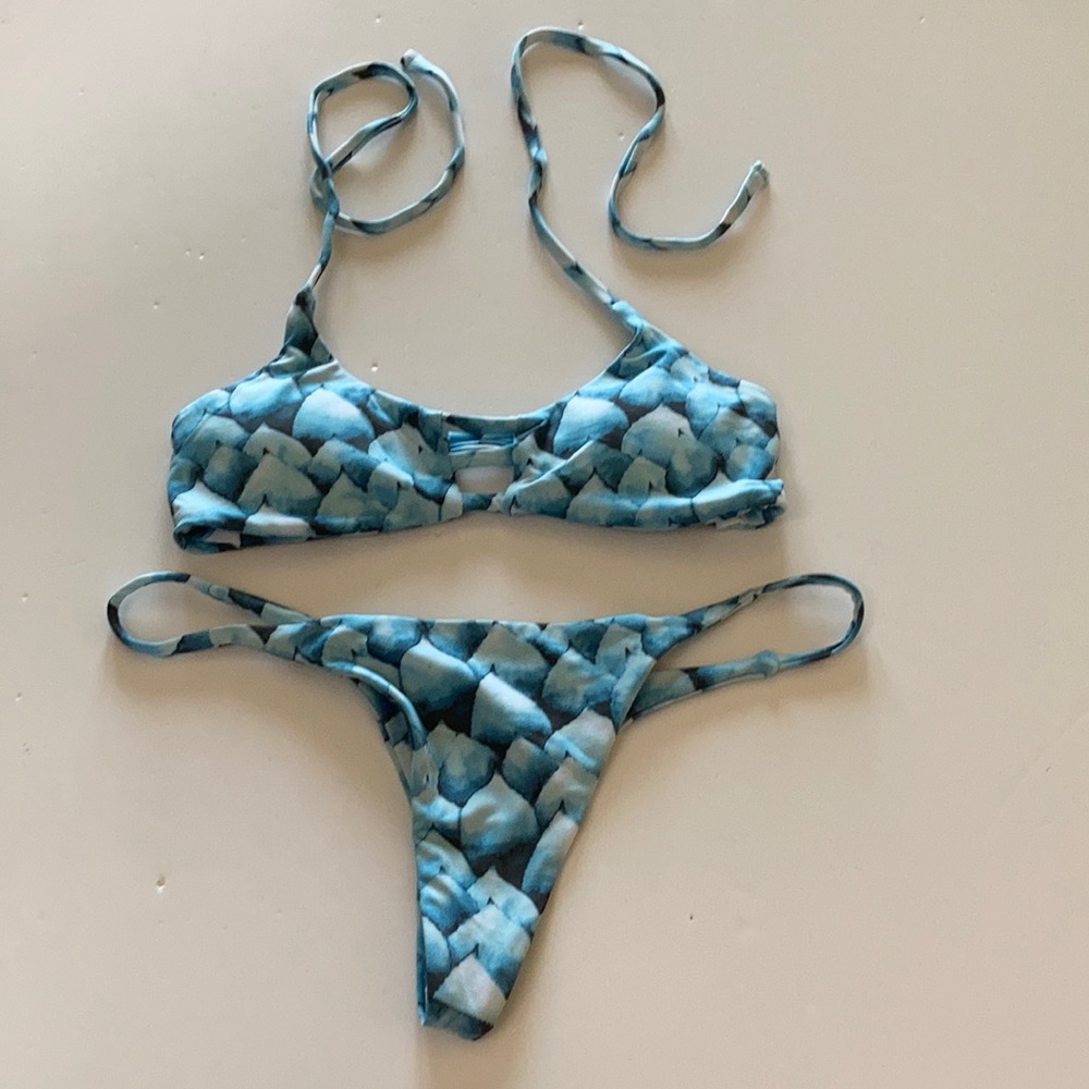 💙Midori Mau Loa Bikini 2 Pc Size XS Top M Bottom